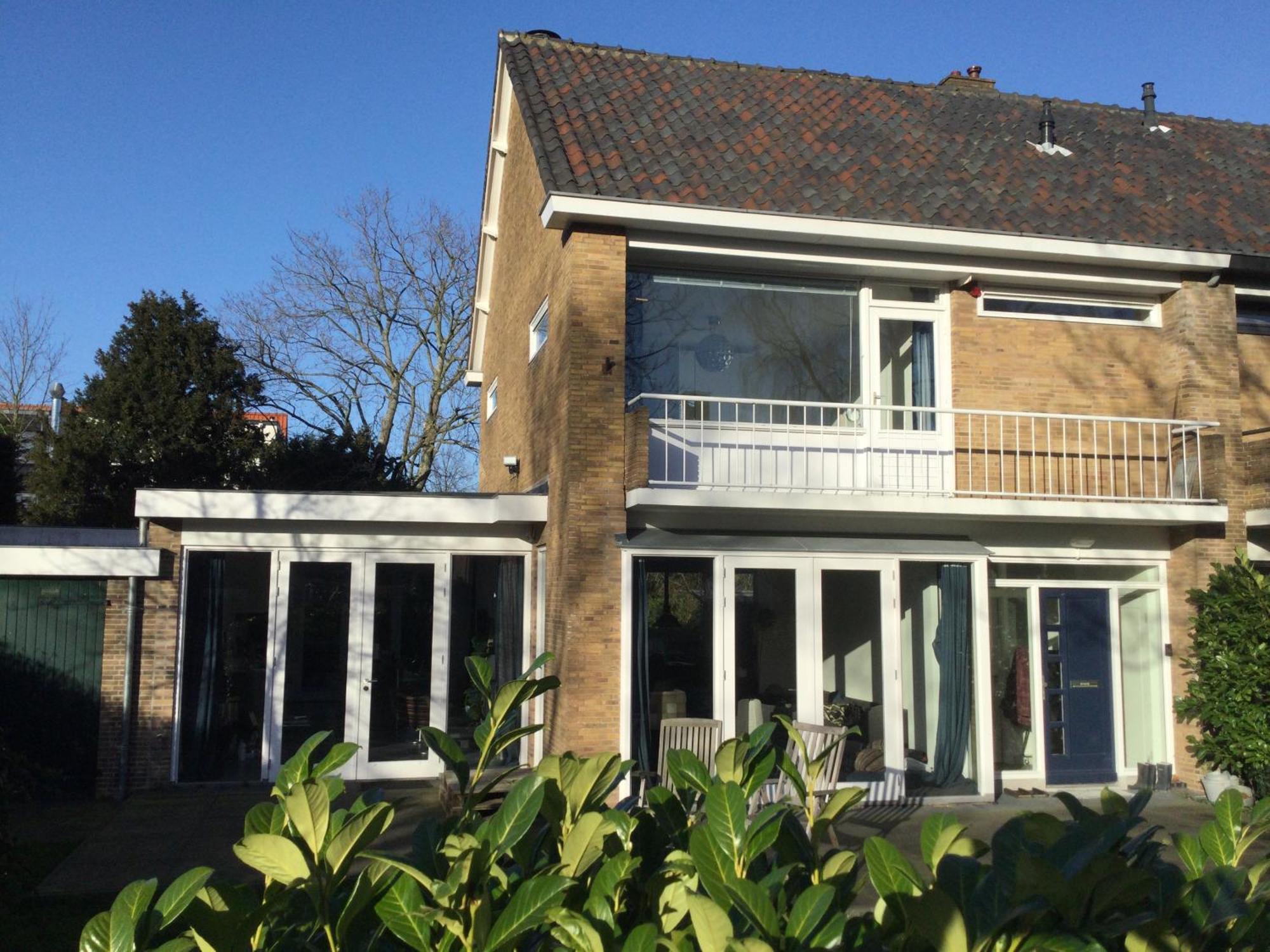 Villa Cosy Central Incl Jacuzzi Near Trainstation, Beach And City Heemstede Zewnętrze zdjęcie